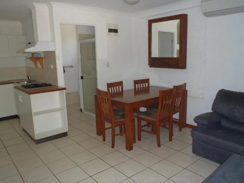 Aparthotel Beachside Holiday Units Bowen